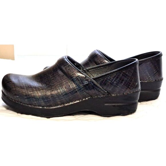 Dansko XP Women's EU 37 US 6.5/7 Metallic Stripe Round Toe Clogs FLAWS - Picture 3 of 13